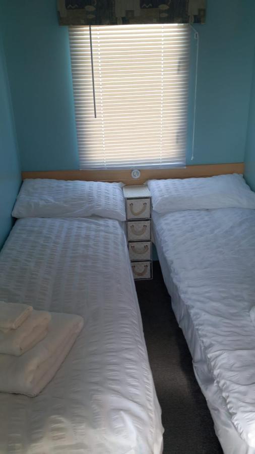 Holiday Caravan Clacton-on-Sea Exterior photo