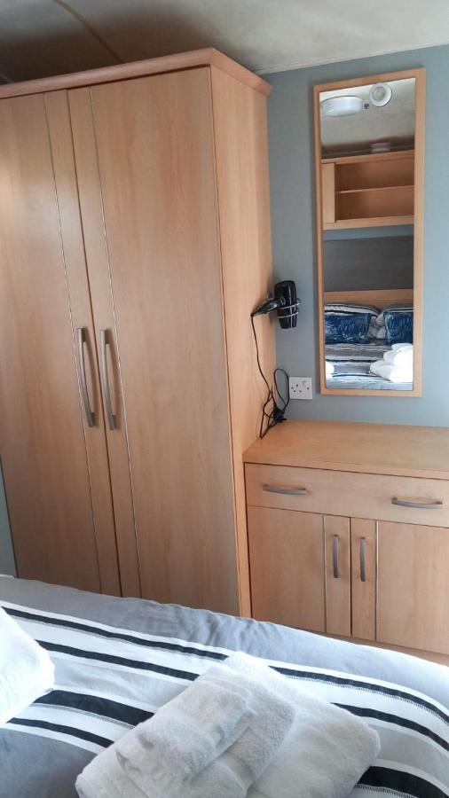Holiday Caravan Clacton-on-Sea Exterior photo